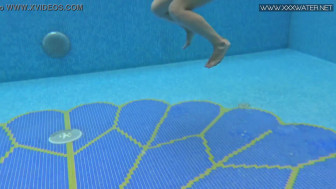 Lizi Vogue Underwater Porn
