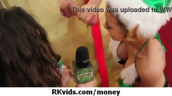 Flash Porn Only For Money 5
